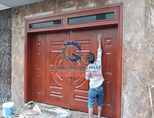 Giang Trường Phát Đơn vị thi công lắp đặt cửa thép vân gỗ tại Đồng Nai - 0772.992.996 Thời gian giao hàng, lắp đặt và chính sách bảo hành hợp lý
