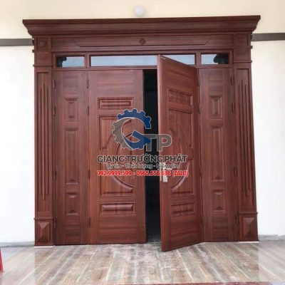 Cửa thép vân gỗ tại Bà Rịa