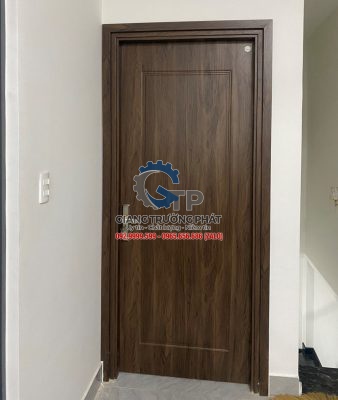 Cửa thép vân gỗ tại Bắc Tân Uyên
