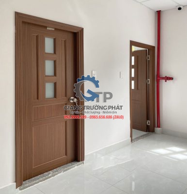 Cửa thép vân gỗ tại Bàu Bàng
