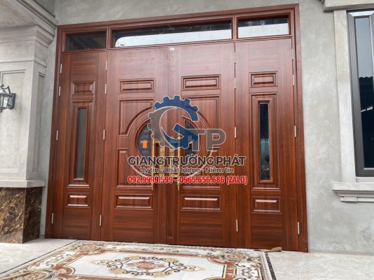 Cửa thép vân gỗ tại Dĩ An