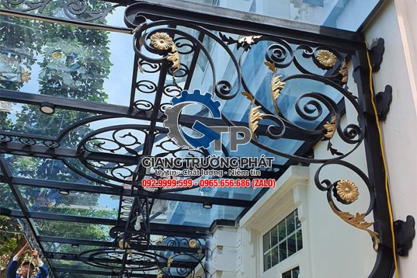 Mái kính mỹ thuật tại Long An